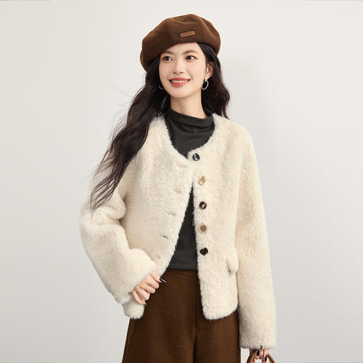 【年货节】熙世界小香风毛绒绒短外套女2025冬季新款仿猫绒开衫上衣皮毛一体 商品图4
