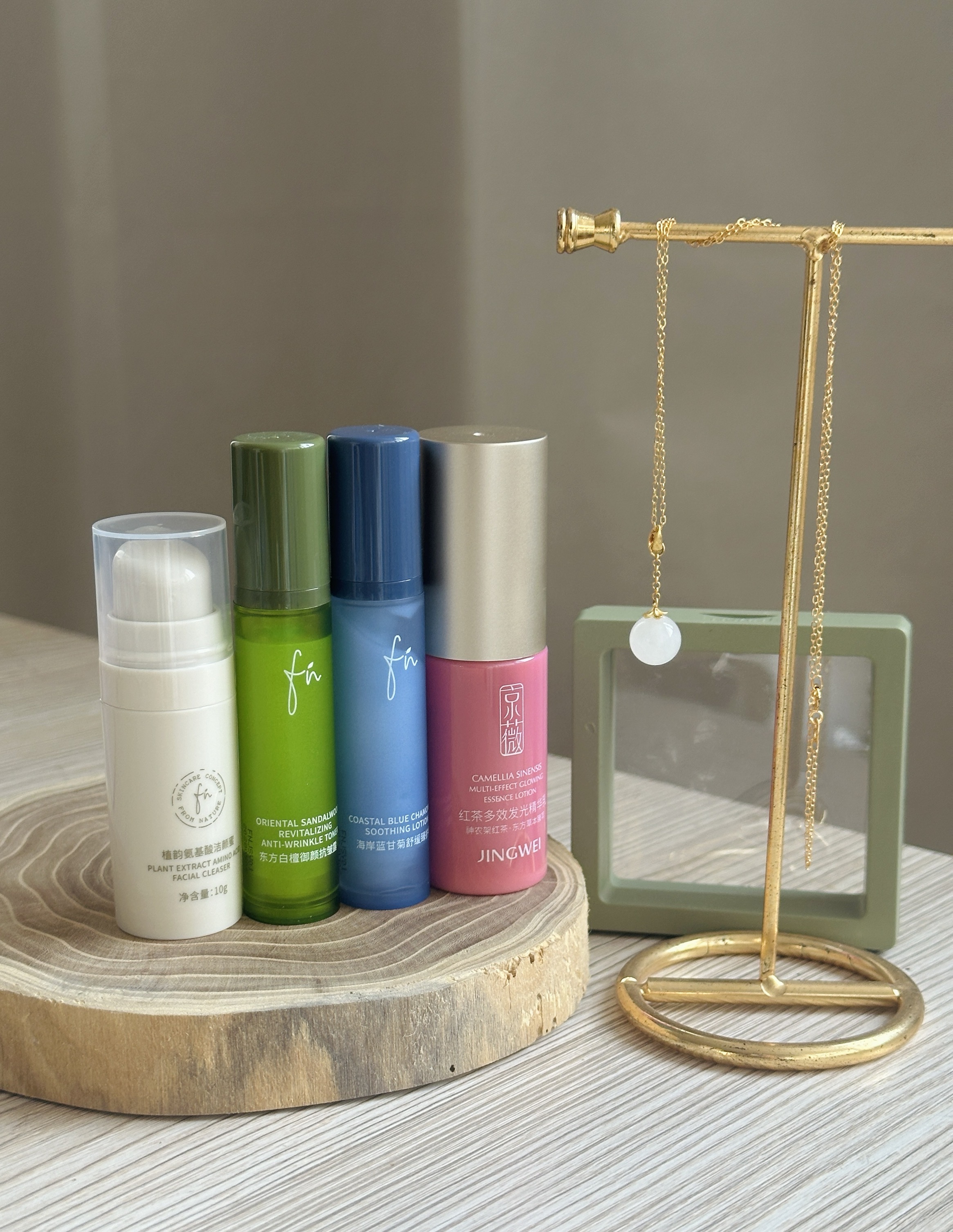 双十二满298赠，随机护肤小样+和田玉项链