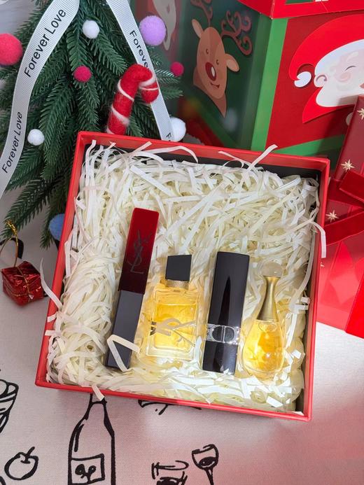 D121019圣诞节礼物丝绒棋盘格礼盒香水+口红礼物 商品图1