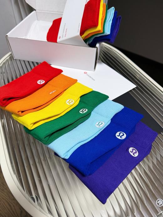 一盒七双不重复！！全球购1369一盒！lululemon 运动休闲瑜伽长袜。均码 36-42脚都可以穿 商品图1