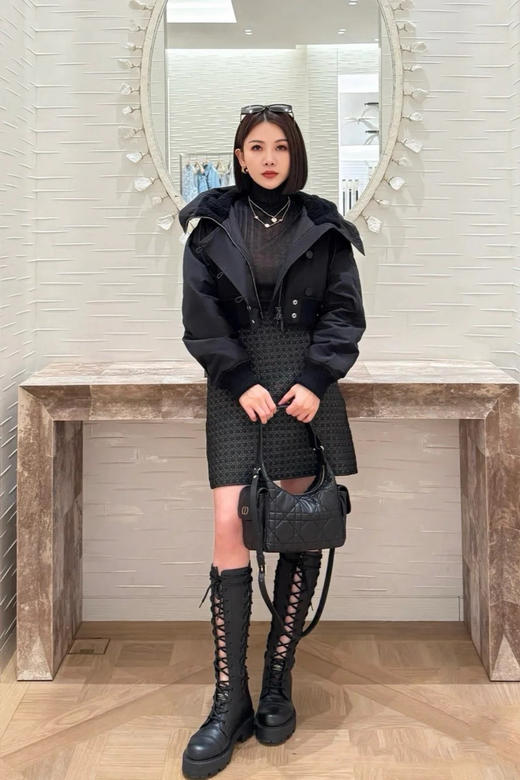 迪奥 25秋冬新款 大翻领短款外套(TM) 商品图3