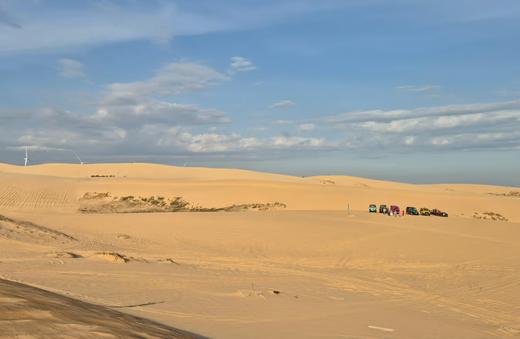 【春节】<越南胡志明+美奈+美托三城联游-深圳直飞往返>全程五星酒店（升级2晚国际五星）、双层巴士夜游西贡、赠送吉普车闯沙海、红酒庄品红酒、泰山岛独木舟、仙女溪、婆萨努占婆塔 商品图0