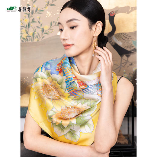 喜得宝进博会文创款《筑梦丝路》手绘非遗技艺丝巾杭州丝绸100%桑蚕丝素绉缎 商品图3