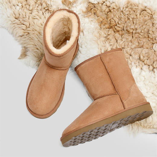 隆丰冬季经典款女长筒基础短靴保暖A级羊皮毛一体加厚保暖雪地靴122079 商品图5