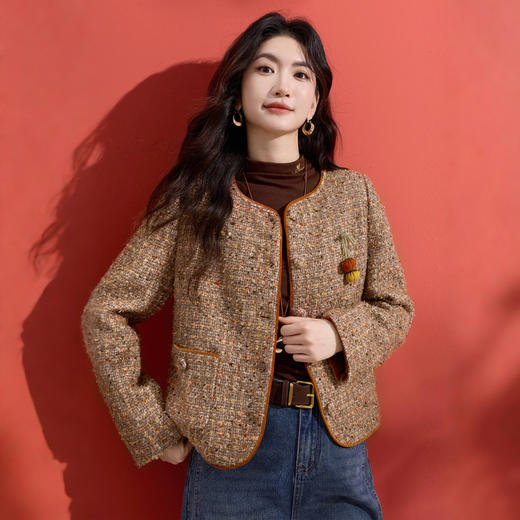 【12/10新品6折】熙世界小香风羊毛粗花呢短外套女秋冬厚款高级感气质圆领开衫上衣 商品图4