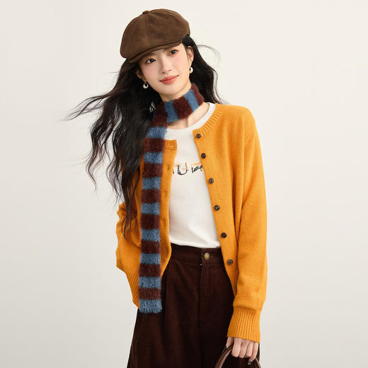 【12/10新品6折】熙世界内里抓毛印花T恤女长袖2025年新款秋冬百搭圆领上衣打底衫 商品图4