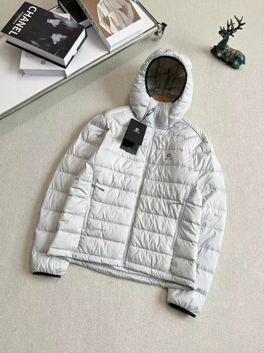 D121013冬季男女户外旅行蓬松保暖连帽轻薄羽绒服 商品图6