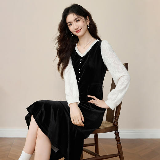 【12/10新品6折】熙世界优雅赫本风假两件连衣裙女2025秋冬新款蕾丝拼接丝绒鱼尾裙 商品图4