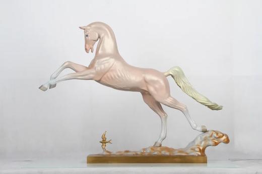 宇达青铜摆件 “马到成功”艺术雕塑全国巡展——新锐佳作 商品图0