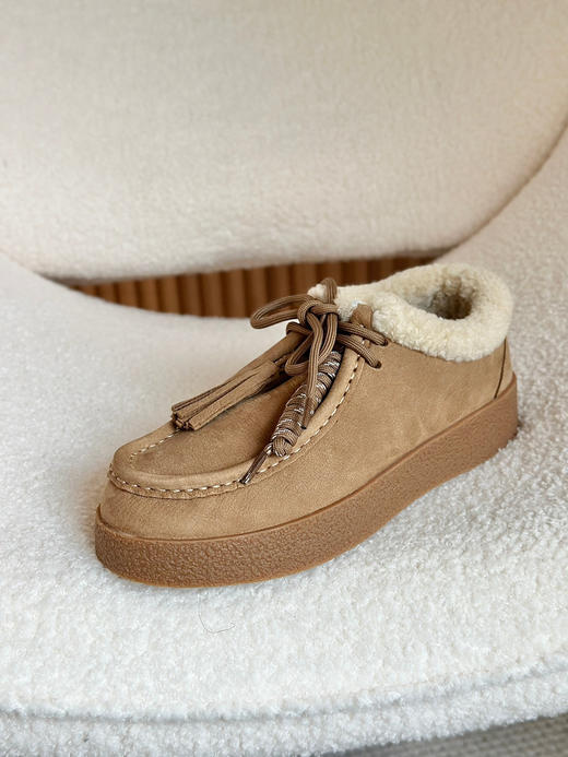 1210-2 TR新款 牛巴戈鞋面 羊羔毛内里 生胶大底 唐卡风吊坠 系带乐福鞋 保暖包子鞋 卡码选大 我穿37 商品图10