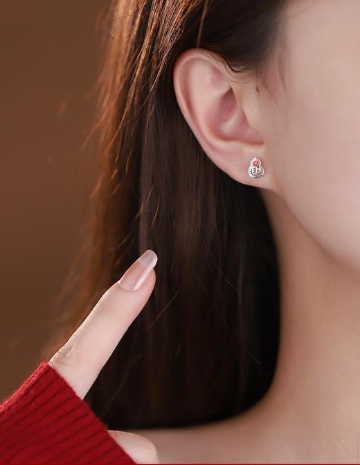 【熠熠贺岁耳钉】敦煌小众轻奢S999足银国风本命年 熠熠贺岁鸿运吉祥新年福气满满养耳洞耳饰 商品图4