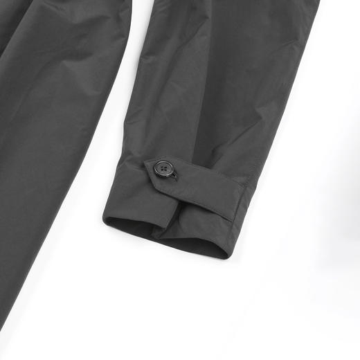 ROMI STUDIO“随性松弛”锦绸轻量化牛角扣宽松翻领风衣 RWCSWG6983 商品图5