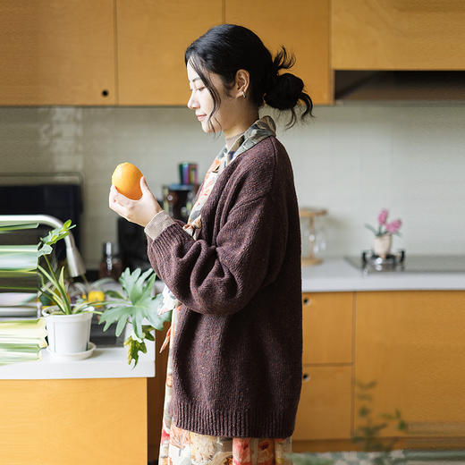 绽放843朵/彩点羊毛宽松粗针领结装饰开襟毛针织衫女新款加厚开衫 商品图2