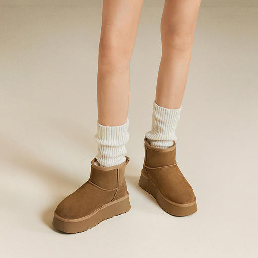 千百度厚底时尚雪地靴女加绒保暖短靴暖暖靴A25703601 商品图3