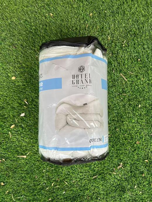 Costco开市客HotelGrand鹅绒被 冬天必备💤鹅绒被超保暖 美国进口白鹅绒45%填充鹅绒冬被  被子尺寸200×230cm 商品图0