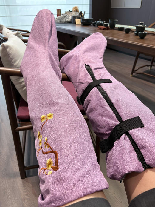 ‼️来自小米生态链和遥遥领先的代工厂‼️【盐掌柜电加热艾灸靴】秋冬养生保暖‼️让你从脚暖到心~ 开团仅需💰149‼️ ✔十档控温，三档定时，温度和时间自由选择 商品图2