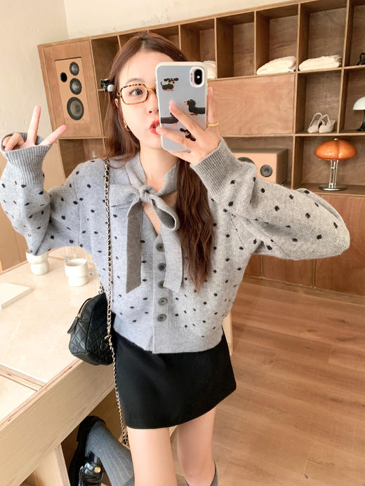 【169元任选2件】现货！ 韩系V领长袖针织开衫 商品图5