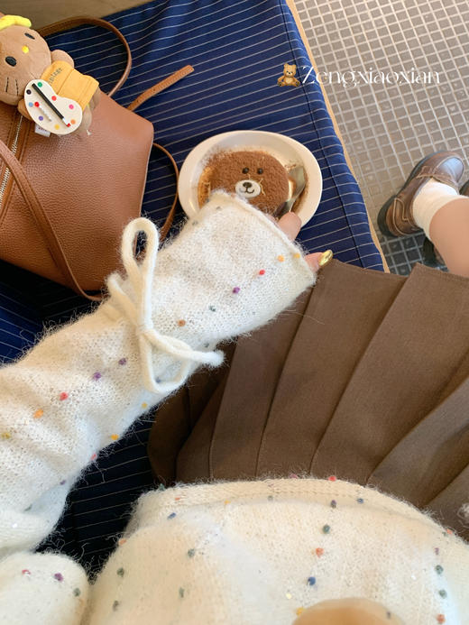 【169元任选2件】现货！ 韩系v领套头毛衣 商品图10