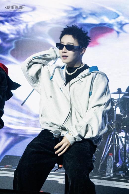 AD情侣款拼色设计开衫条纹全拉链连帽外套卫衣 商品图0