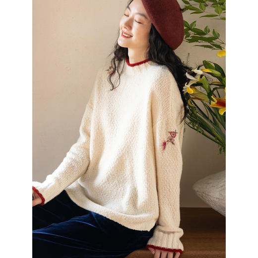 牧衣游原创 毛织手工刺绣毛织套头衫软糯保暖红色氛围毛衣女 暮冬 商品图2