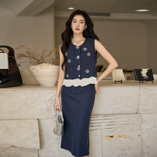 奢姿大码女装2025秋季时尚藏青钉珠荷叶边马甲套装气质优雅两件套9953994341A 商品图1