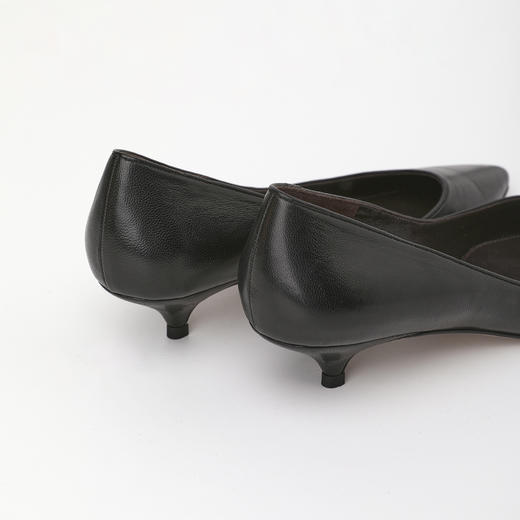 ROMI STUDIO“法式优雅”软糯羊皮方根气质尖头高跟鞋RWDSP31834【跟高4.5cm左右】 商品图2