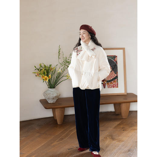 牧衣游原创 手工刺绣厚实棉红嘴雁绒短羽绒服保暖抗寒新中式 冷千 商品图3