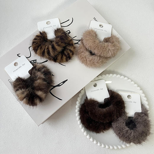 秋冬毛绒对装发圈女气质扎头发绳高弹力-纪念日百货门店同款167747860 商品图3