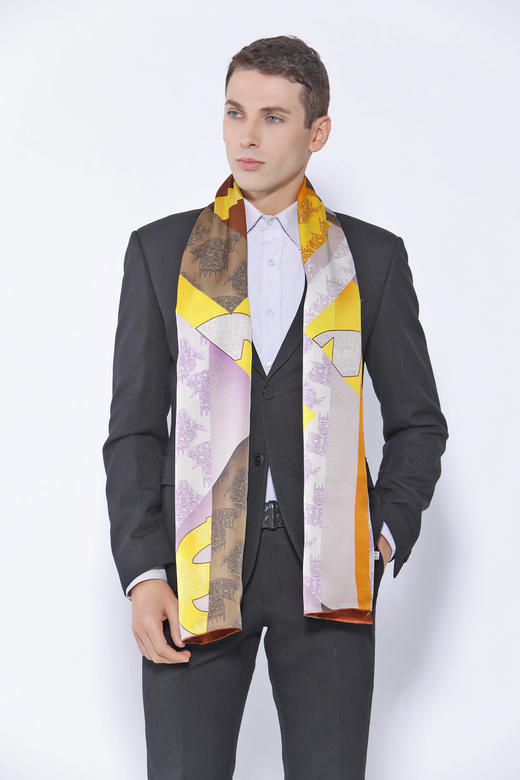 喜得宝 玉魂 数码双层长巾 商品图1