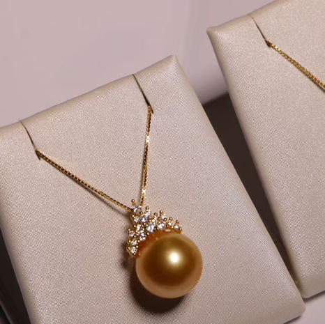 【甄珠贝】冰雪皇后款 浓金吊坠 12-13mm，正圆微微瑕，925纯银配件，面无暇，ji强光 商品图2