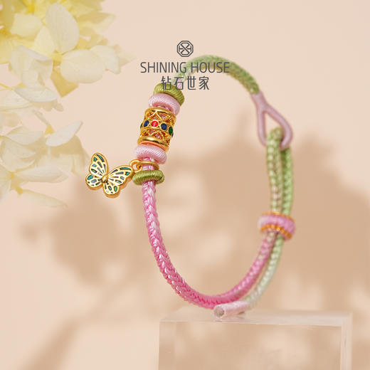 【定价黄金】【限时8折】【现货】钻石世家 心喜好运系列 足金黄金手串圆满结 蝴蝶/转经筒元素 福蝶足金手绳 商品图5