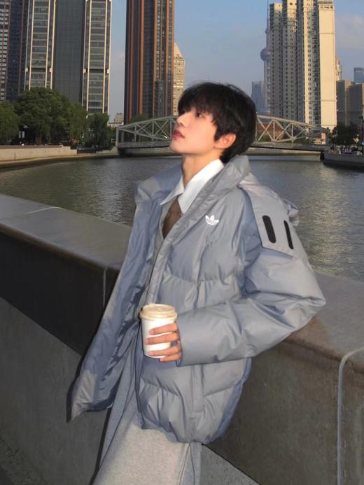 D121109可拆卸保暖运动连帽含羽绒外套男女同款羽绒服 商品图11