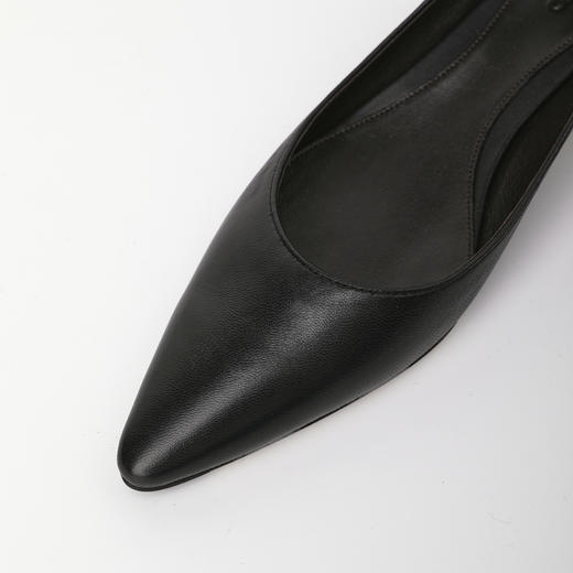 ROMI STUDIO“法式优雅”软糯羊皮方根气质尖头高跟鞋RWDSP31834【跟高4.5cm左右】 商品图3