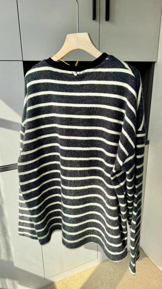 D121163超显瘦的撞色条纹兔绒加厚冬季长袖T恤 商品图10