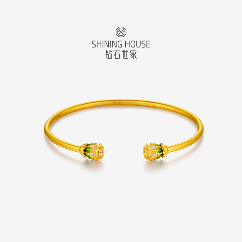 【福佑神护系列】钻石世家  悦翔精灵系列 足金钻石手镯 莲花珐琅彩绘开口镯  黄金手镯【黄金产品不支持无理由退换货】预计3-5天发货）