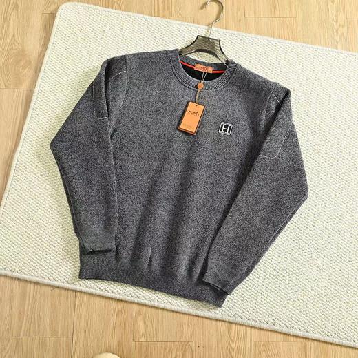 D121130秋冬加绒加厚设计胸前刺绣Logo圆领毛衣男款 商品图4