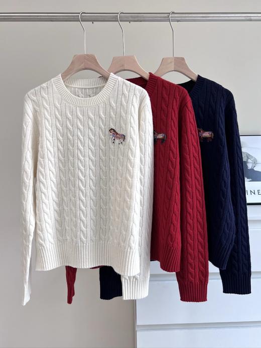 【高品质私服】【经典麻花编织毛衣】显白显瘦圆领款~甄选100%羊毛，纤维蓬松柔韧，亲肤性与保暖性兼备，摸起来是能感知到的细腻质感【无标出货 介意慎拍】WD 商品图8