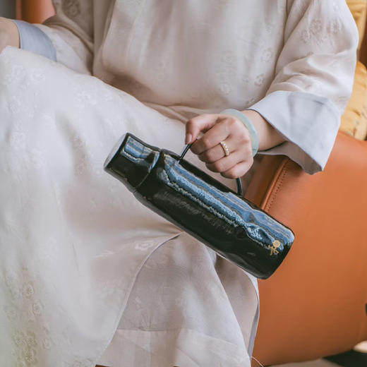 禾器月映万川 纯钛传承壶 680ML 商品图3