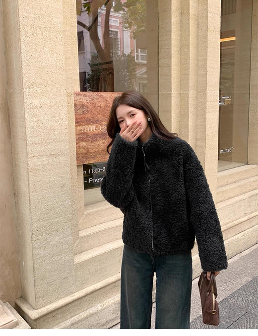 老米优品🎈3-5天！高端系列！《100%澳洲进口绵羊毛皮毛一体外套》软乎乎的，把冬日温暖穿成高级感~WT251211A 商品图5