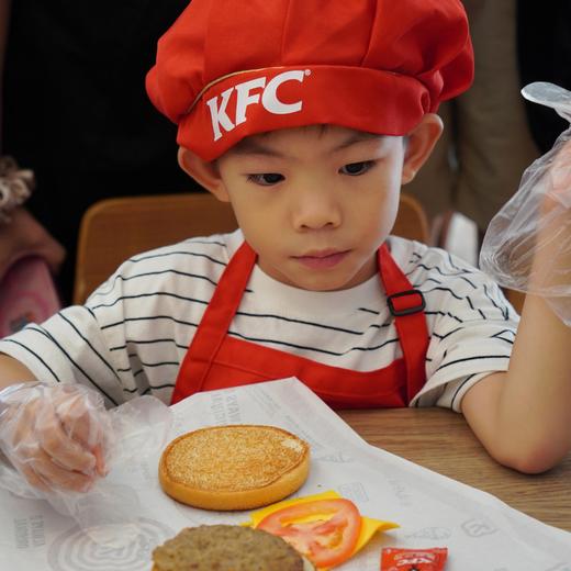 【圣诞跨年专场】12月27日 海珠·肯德基“小小汉堡师” 亲子活动半日| 来肯德基，探秘KFC厨房，体验DIY汉堡&打冰淇淋，自给自足的快乐！还有礼品哦 商品图3