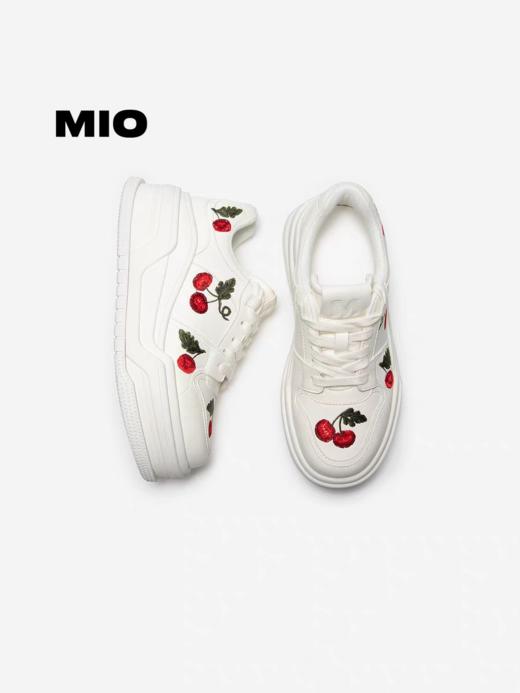 MIO米奥樱桃刺绣板鞋2026春季新款运动鞋5.5cm厚底增高小白鞋女鞋 商品图2