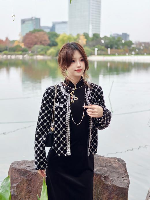 逸红颜明月优选#丝绒钉珠衫「夜流光」✨当小香风撞进阿玛尼的夜幕奢华 商品图5