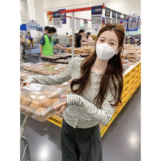 <曾小咸推荐>现货秒杀 ！微信超特价！灰白条纹长袖打底t 日常109.99 立减40 秒杀69.99！！ 商品图3
