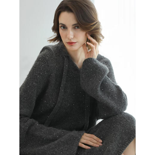 COCOBELLA格雷系灰色细闪亮片通勤毛衣女软糯亮葱针织帽衫MZ579-3 商品图0