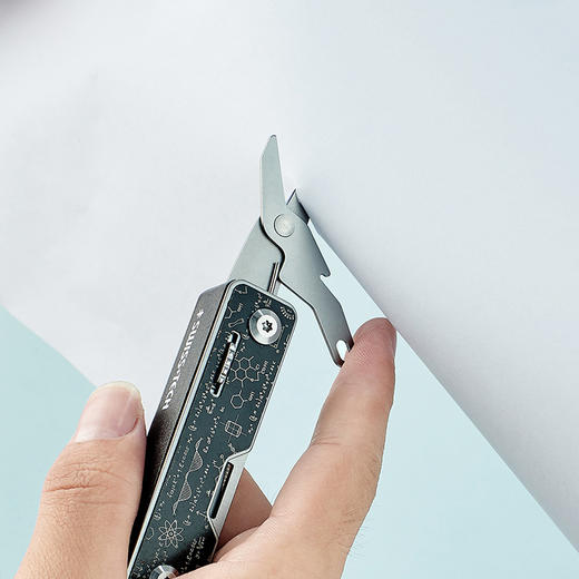 瑞士科技Swiss+Tech多功能军刀工具刀户外便携折叠剪刀随身小刀 商品图4