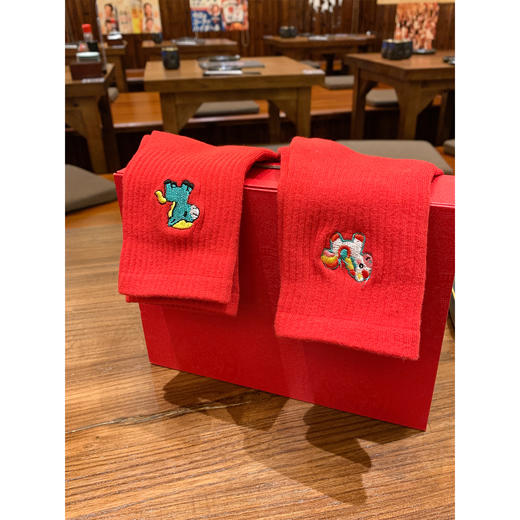 <曾小咸推荐>本命年刺绣中筒袜子红色 商品图3