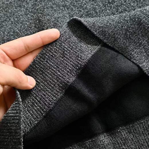 D121130秋冬加绒加厚设计胸前刺绣Logo圆领毛衣男款 商品图11