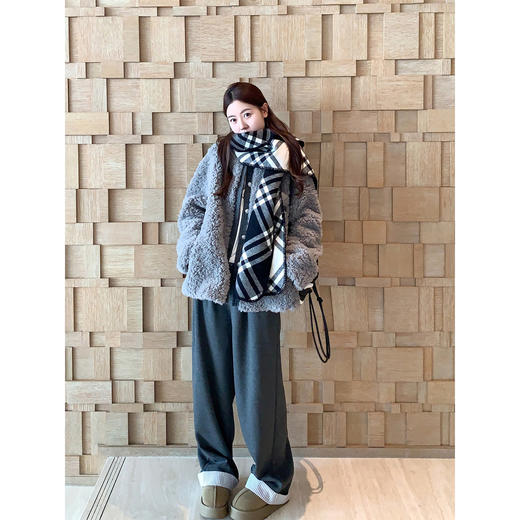 <曾小咸推荐>现货秒杀！微信超特价！韩系毛绒羊羔毛外套 日常429.99/件 立减180 秒杀249.99/件！！深灰西装裤秒杀89.99！ 打底衫 秒杀59.99 商品图11