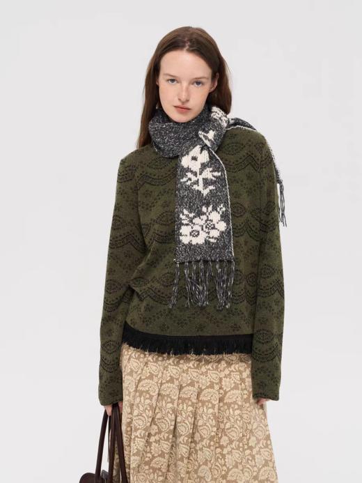 local tag/lt25awk60/锡器花园 黑白间色杂点混纱提花含羊毛流苏围巾 商品图2