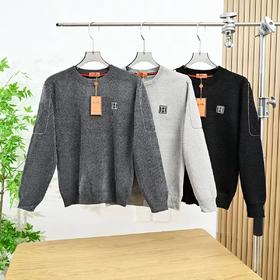 D121130秋冬加绒加厚设计胸前刺绣Logo圆领毛衣男款